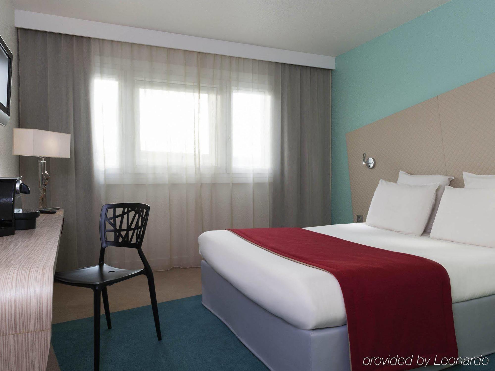 Mercure Paris Le Bourget Aeroport Ле-Блан-Меній Екстер'єр фото